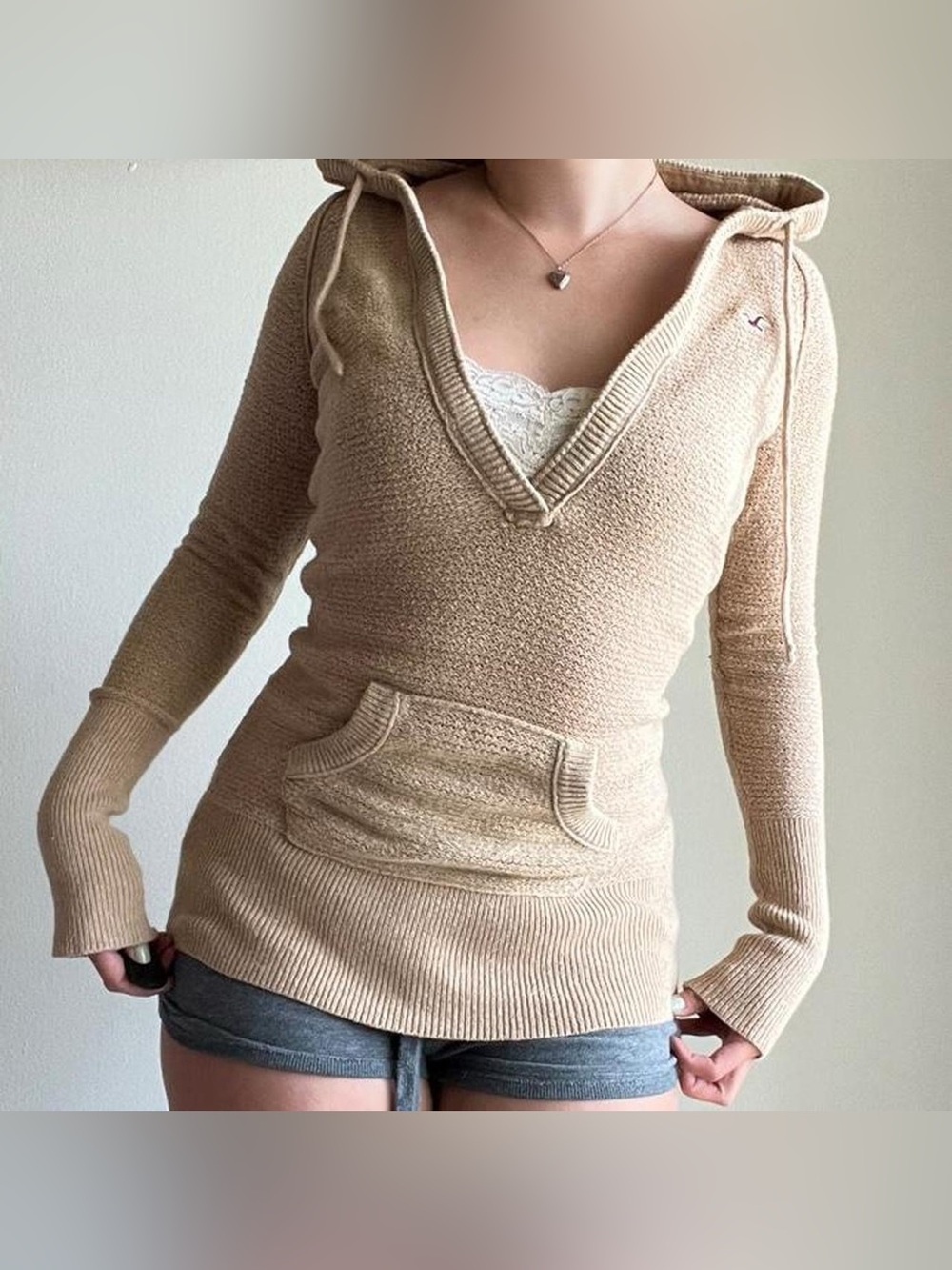 Y2K 2000s Hollister Knit Sweater Henley Hoodie Fitted Tuscan Fall Autumn Tan L